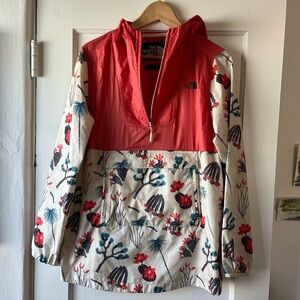 packable! Desert North Face Floral Half-Zip Anorak Jacket in Coral and Cream